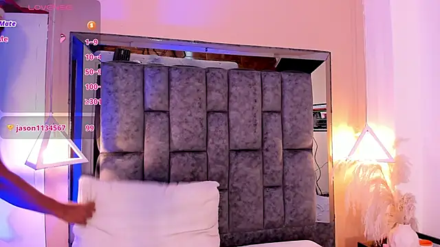 SofiRuiz  online show from December 2025 03:24:01 AM