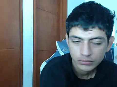 yosep 19CM online show from October 2025 10:54:02 PM