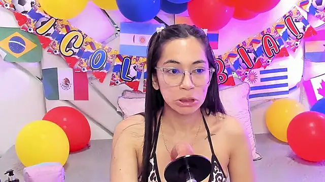 Snapshot of GabbiePrice chatting on June 2026 11:44:01 AM GabbiePrice online show from June 2026 11:44:01 AM