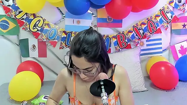Snapshot of GabbiePrice chatting on July 2026 11:16:02 AM GabbiePrice online show from July 2026 11:16:02 AM