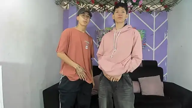 heyy noah11 online show from March 2026 01:36:01 PM