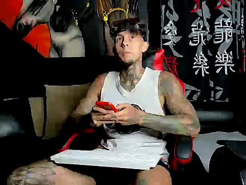 Molotov Explosive online show from October 2025 12:31:01 AM