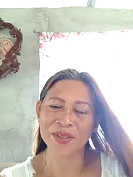 Snapshot of merr_ann123 chatting on July 2026 04:08:01 AM merr ann123 online show from July 2026 04:08:01 AM