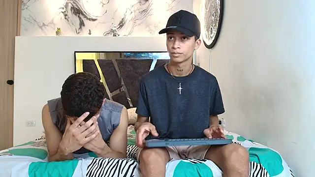 EMPIRE BOYS1 online show from November 2025 07:15:01 PM