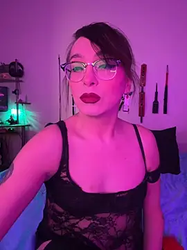 MiniMonroe online show from November 2025 11:29:01 AM