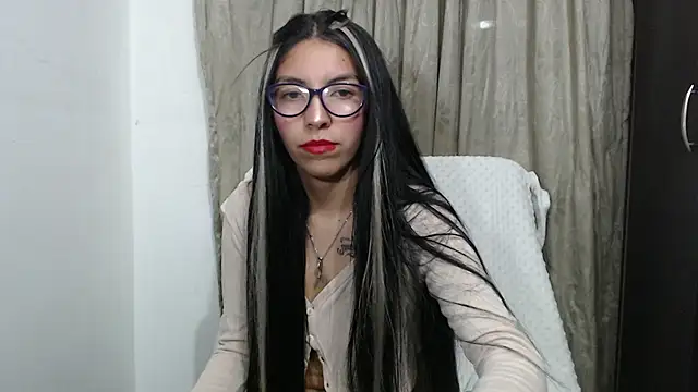 AlejaRosuie online show from October 2025 02:12:02 AM