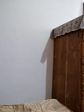 Tanha18 online show from December 2025 06:44:02 AM