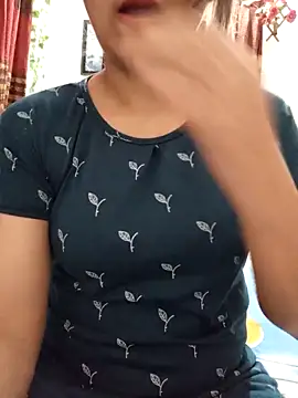 Tanha18 online show from April 2026 05:25:01 PM