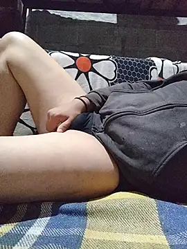 axel-spr online show from April 2026 03:46:01 AM