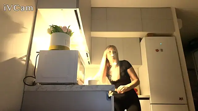 Snapshot of Biryanna chatting on February 2026 09:54:01 PM Biryanna online show from February 2026 09:54:01 PM