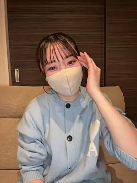 Snapshot of yura_ra_ra chatting on January 2026 02:10:01 PM yura ra ra online show from January 2026 02:10:01 PM