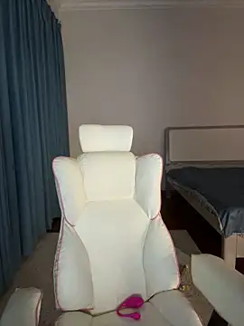 Snapshot of yiyi_3523 chatting on March 2026 02:50:01 PM yiyi 3523 online show from March 2026 02:50:01 PM