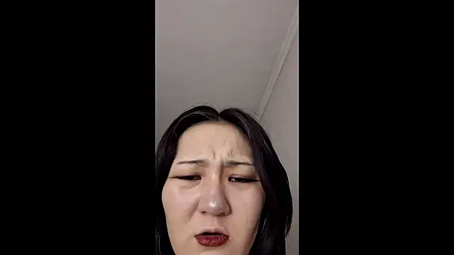 Lyndasilk online show from May 2026 04:24:02 PM