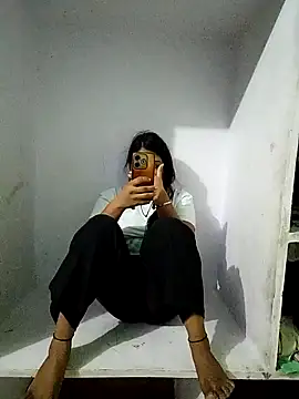 PG girl 12th online show from October 2025 05:35:01 PM