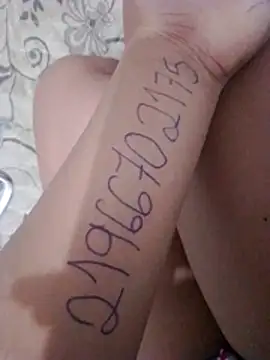 Camilanifeta online show from December 2025 03:52:01 PM