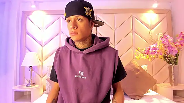 GaelCarter online show from November 2025 04:01:02 AM