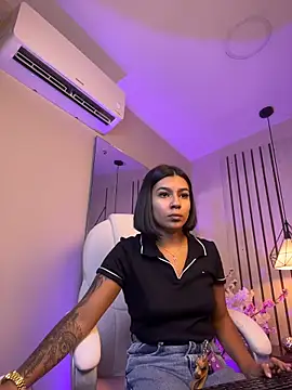 AlyssaRay online show from April 2026 11:41:02 AM