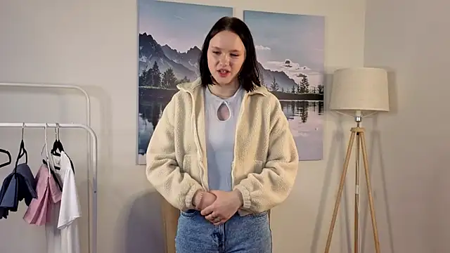 ShardaKusner online show from October 2025 10:48:01 AM