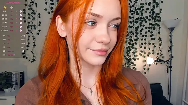 Snapshot of Foxy_blush chatting on November 2025 09:15:01 PM Foxy blush online show from November 2025 09:15:01 PM