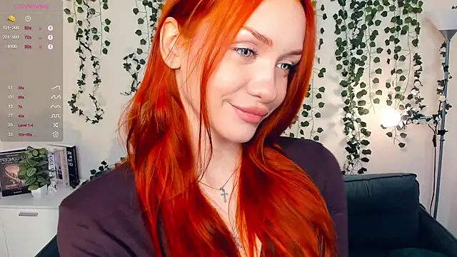 Snapshot of Foxy_blush chatting on November 2025 07:03:01 PM Foxy blush online show from November 2025 07:03:01 PM