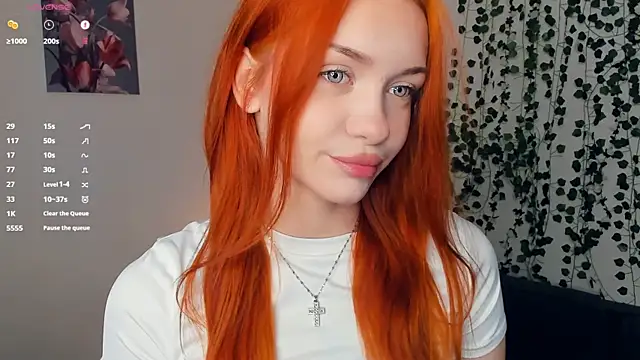 Snapshot of Foxy_blush chatting on November 2025 08:08:01 PM Foxy blush online show from November 2025 08:08:01 PM