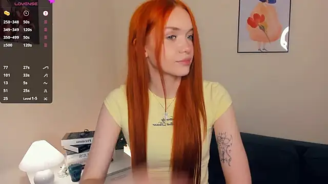 Snapshot of Foxy_blush chatting on January 2026 08:03:01 PM Foxy blush online show from January 2026 08:03:01 PM