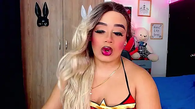 Sofiabigcock22 online show from November 2025 11:49:02 PM