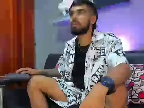 black kameron  online show from November 2025 01:08:01 AM