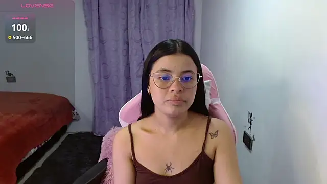 Megan ve online show from October 2025 01:38:01 AM