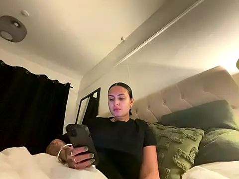 sexygoddessjessy online show from January 2026 07:38:01 PM