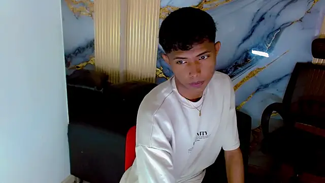 Mick storm online show from October 2025 06:59:01 PM