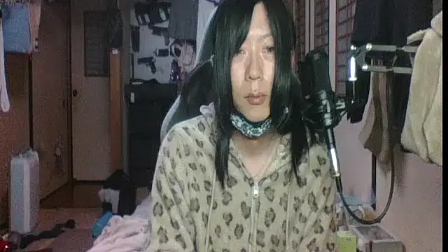 Snapshot of harinyanxxx chatting on November 2025 04:50:01 PM harinyanxxx online show from November 2025 04:50:01 PM