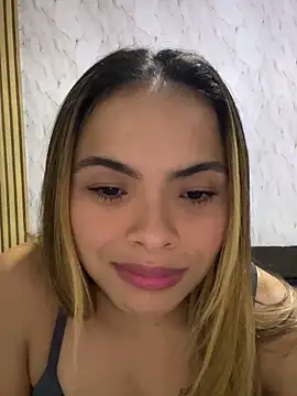 Snapshot of safadinhaquenteW chatting on February 2026 02:54:01 AM safadinhaquenteW online show from February 2026 02:54:01 AM