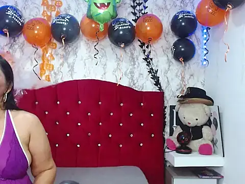  Danna Milf  online show from October 2025 01:55:02 AM