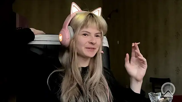 AnnaOlovely online show from October 2025 01:12:02 PM