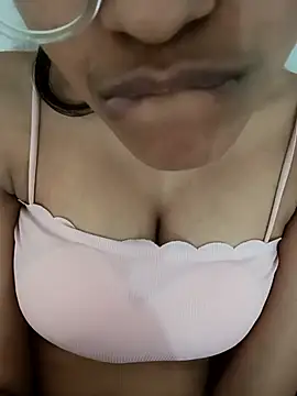 Zoya-Baby1 online show from October 2025 06:15:01 AM