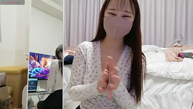 Snapshot of Komomo_ch chatting on March 2026 05:46:02 AM Komomo ch online show from March 2026 05:46:02 AM