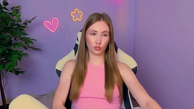 EllyColins online show from July 2026 03:20:02 AM