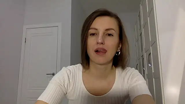 Melivorra online show from April 2026 08:28:02 PM