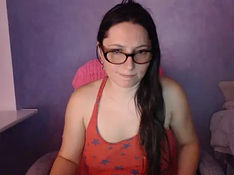 LuckyLisa23 online show from July 2026 09:43:01 PM