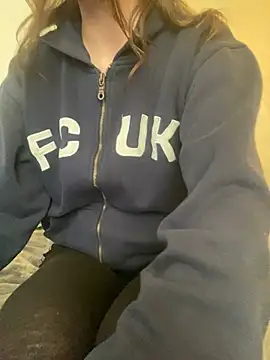KittieCreme online show from June 2026 07:30:01 AM