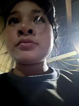 Linh-xxx online show from November 2025 12:16:02 PM