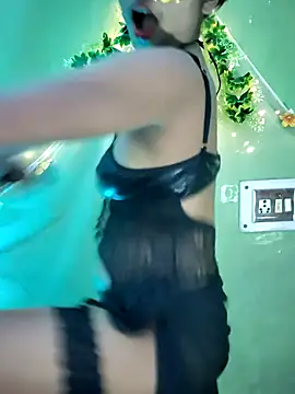 Snapshot of duskyangel chatting on November 2025 05:20:01 AM duskyangel online show from November 2025 05:20:01 AM