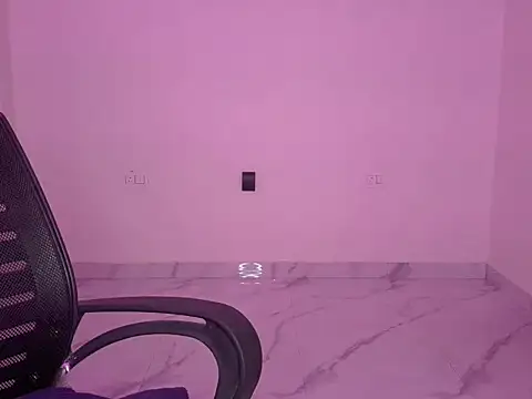 Rashiii  online show from October 2025 03:58:01 PM