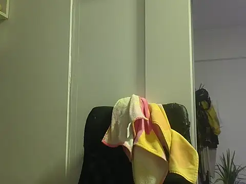 Snapshot of miapink33 chatting on November 2025 02:44:01 AM miapink33 online show from November 2025 02:44:01 AM