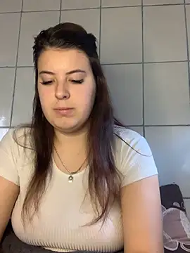 MiraCastellon online show from November 2025 12:06:01 PM