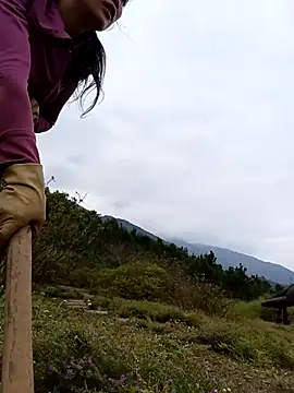 siusiu-00 online show from November 2025 07:47:02 AM