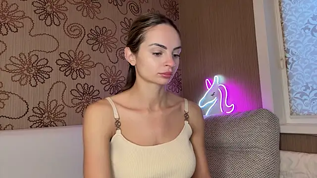 cutetella online show from December 2025 04:09:01 AM