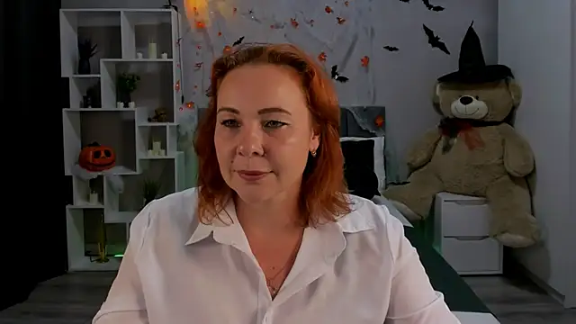 NataliKaminski online show from October 2025 12:20:01 PM