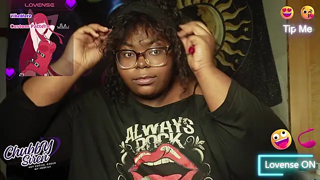 TheChubbySiren online show from December 2025 02:00:02 PM